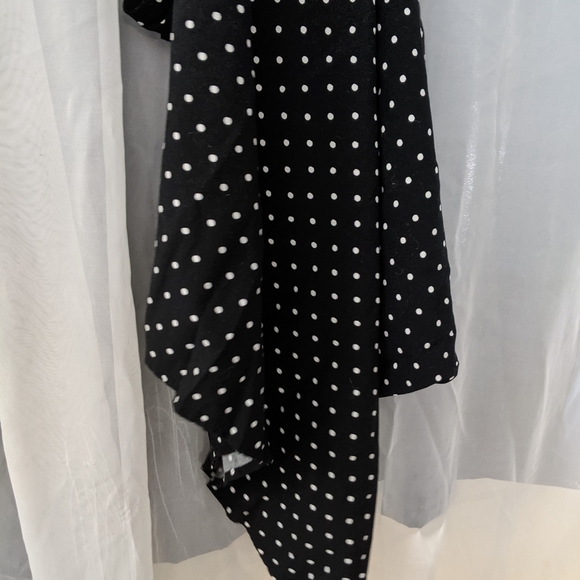 Polka dot old navy dress - Picture 3 of 4